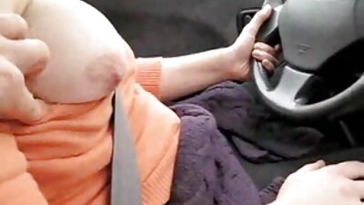 Kaks daami ja kutt teevad siin üksteisele ägedaid asju